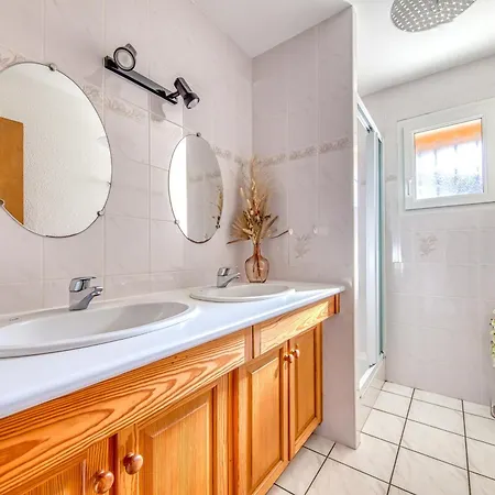 La Pinede - Carcans, Medoc * 卡尔康